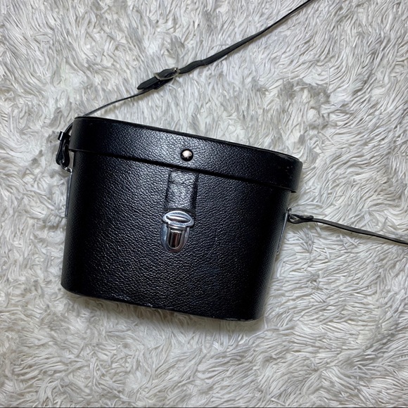 Vintage Handbags - Vtg 70's Boho Chic Binocular Black Leather Case